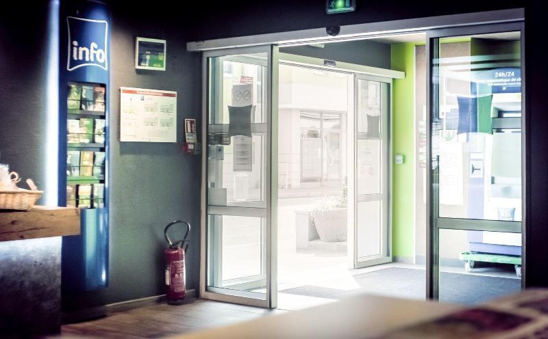 Ibis Budget Colmar Centre Gare Exterior foto